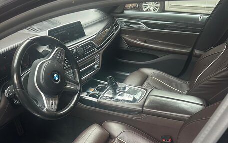 BMW 7 серия, 2020 год, 5 900 000 рублей, 15 фотография