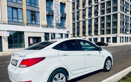 Hyundai Solaris II рестайлинг, 2015 год, 990 000 рублей, 4 фотография