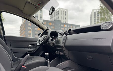 Dacia Duster II, 2019 год, 1 600 000 рублей, 8 фотография