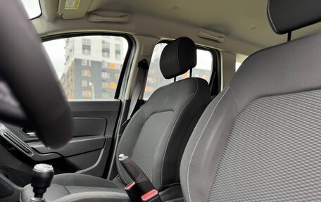 Dacia Duster II, 2019 год, 1 600 000 рублей, 20 фотография