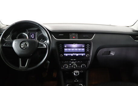 Skoda Octavia, 2018 год, 1 499 990 рублей, 13 фотография