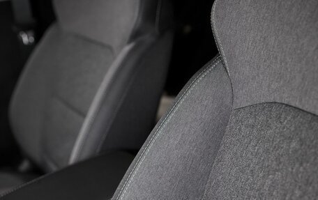 Geely Emgrand, 2024 год, 2 393 990 рублей, 27 фотография