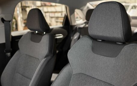 Geely Emgrand, 2024 год, 2 393 990 рублей, 26 фотография