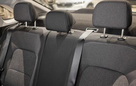 Geely Emgrand, 2024 год, 2 393 990 рублей, 28 фотография