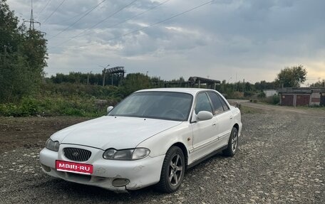 Hyundai Sonata III рестайлинг, 1998 год, 140 000 рублей, 1 фотография