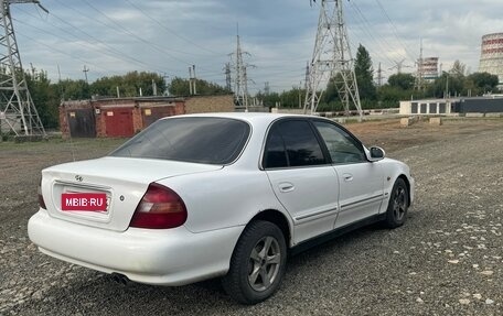Hyundai Sonata III рестайлинг, 1998 год, 140 000 рублей, 3 фотография