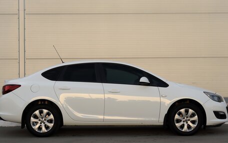 Opel Astra J, 2014 год, 780 000 рублей, 3 фотография