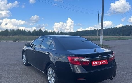 Toyota Camry, 2014 год, 1 570 000 рублей, 1 фотография