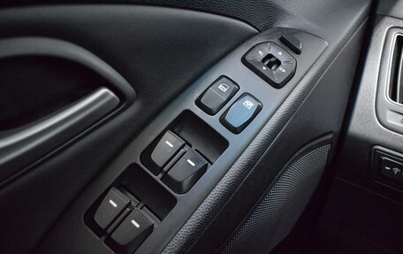 Hyundai ix35 I рестайлинг, 2013 год, 1 250 000 рублей, 19 фотография