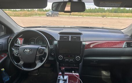 Toyota Camry, 2014 год, 1 570 000 рублей, 9 фотография