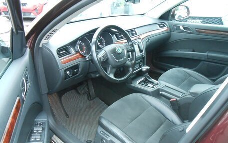 Skoda Superb III рестайлинг, 2012 год, 989 000 рублей, 8 фотография