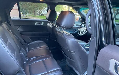 Ford Explorer VI, 2014 год, 2 099 000 рублей, 6 фотография