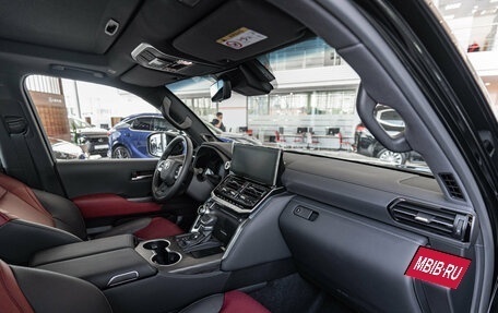 Toyota Land Cruiser, 2024 год, 12 992 000 рублей, 8 фотография