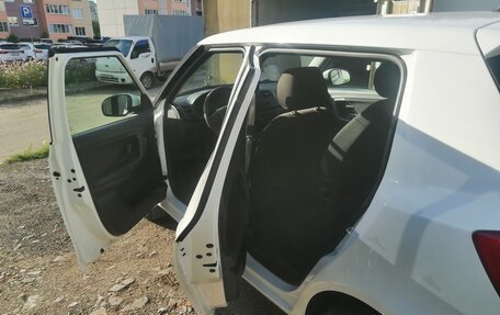 Skoda Fabia II, 2011 год, 690 000 рублей, 12 фотография