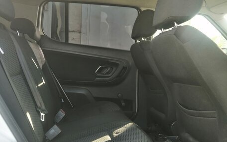 Skoda Fabia II, 2011 год, 690 000 рублей, 13 фотография