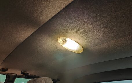 ГАЗ 3110 «Волга», 1999 год, 280 000 рублей, 11 фотография