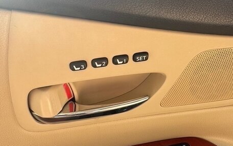 Lexus RX III, 2010 год, 2 050 000 рублей, 13 фотография