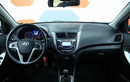 Hyundai Solaris II рестайлинг, 2014 год, 850 000 рублей, 12 фотография