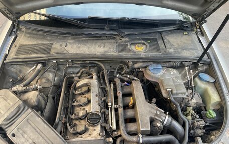 Audi A4, 2001 год, 340 000 рублей, 26 фотография