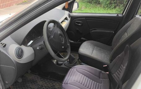 Renault Logan I, 2010 год, 450 000 рублей, 10 фотография