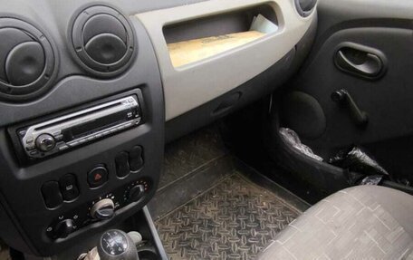 Renault Logan I, 2010 год, 450 000 рублей, 5 фотография