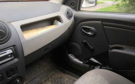 Renault Logan I, 2010 год, 450 000 рублей, 11 фотография