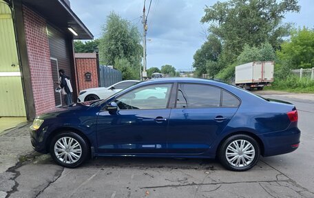Volkswagen Jetta VI, 2011 год, 800 000 рублей, 3 фотография