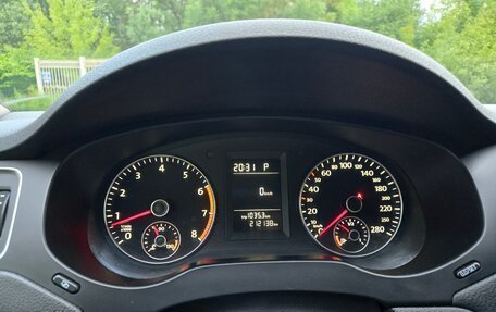 Volkswagen Jetta VI, 2011 год, 800 000 рублей, 7 фотография