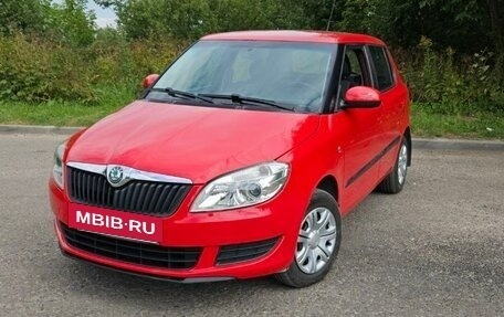 Skoda Fabia II, 2010 год, 450 000 рублей, 2 фотография
