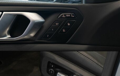 BMW X7, 2025 год, 17 400 000 рублей, 22 фотография