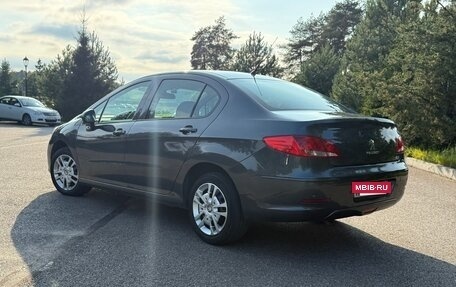 Peugeot 408 I рестайлинг, 2017 год, 1 000 000 рублей, 3 фотография