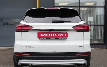 Geely Atlas, 2022 год, 1 780 000 рублей, 6 фотография