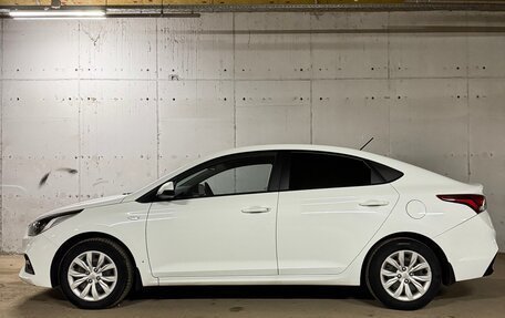 Hyundai Solaris II рестайлинг, 2018 год, 1 250 000 рублей, 3 фотография