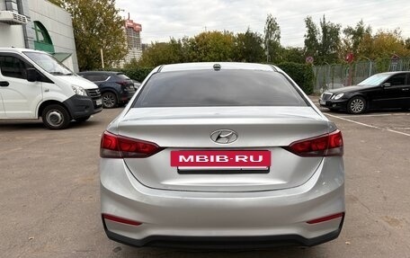 Hyundai Solaris II рестайлинг, 2018 год, 550 000 рублей, 5 фотография