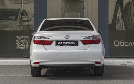 Toyota Camry, 2015 год, 1 879 000 рублей, 4 фотография