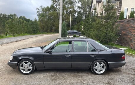 Mercedes-Benz E-Класс, 1994 год, 1 999 999 рублей, 10 фотография