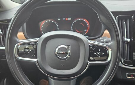 Volvo S90 II рестайлинг, 2020 год, 3 150 000 рублей, 1 фотография