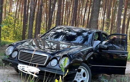 Mercedes-Benz E-Класс, 1996 год, 129 000 рублей, 13 фотография