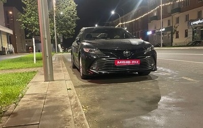 Toyota Camry, 2019 год, 2 690 000 рублей, 1 фотография