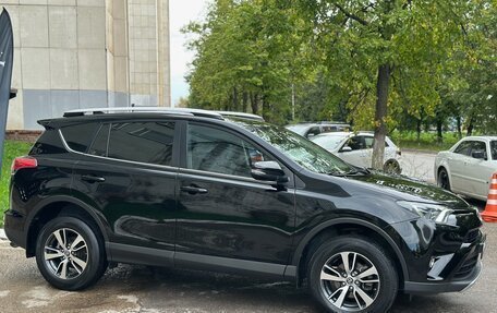 Toyota RAV4, 2017 год, 2 550 000 рублей, 13 фотография
