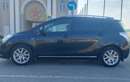 Toyota Verso I, 2010 год, 950 000 рублей, 5 фотография