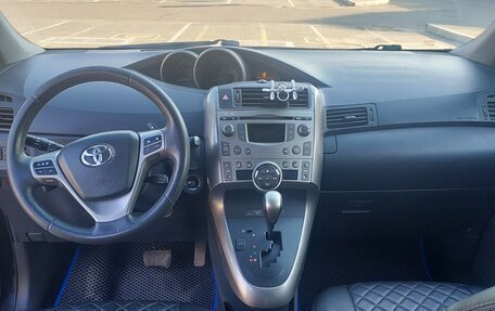 Toyota Verso I, 2010 год, 950 000 рублей, 7 фотография