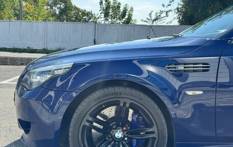 BMW M5, 2005 год, 2 400 000 рублей, 6 фотография