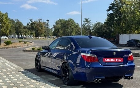 BMW M5, 2005 год, 2 400 000 рублей, 5 фотография