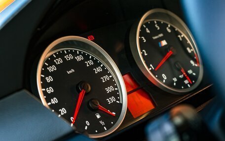 BMW M5, 2005 год, 2 400 000 рублей, 19 фотография