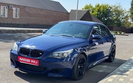 BMW M5, 2005 год, 2 400 000 рублей, 8 фотография