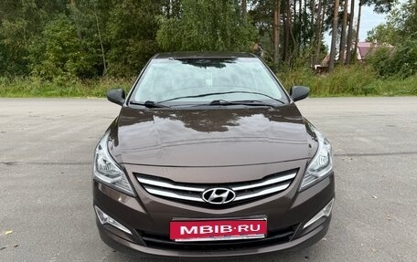 Hyundai Solaris II рестайлинг, 2016 год, 979 000 рублей, 1 фотография