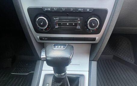 Skoda Octavia, 2011 год, 890 000 рублей, 16 фотография