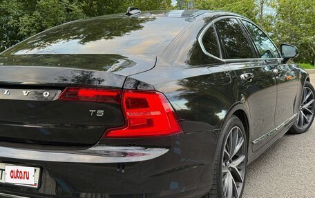 Volvo S90 II рестайлинг, 2020 год, 3 100 000 рублей, 15 фотография