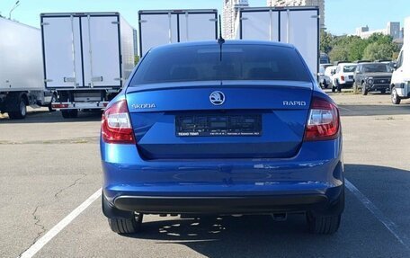 Skoda Rapid I, 2018 год, 1 490 000 рублей, 6 фотография